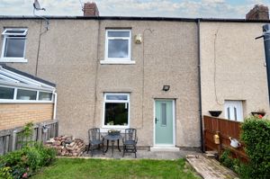 Front external- click for photo gallery